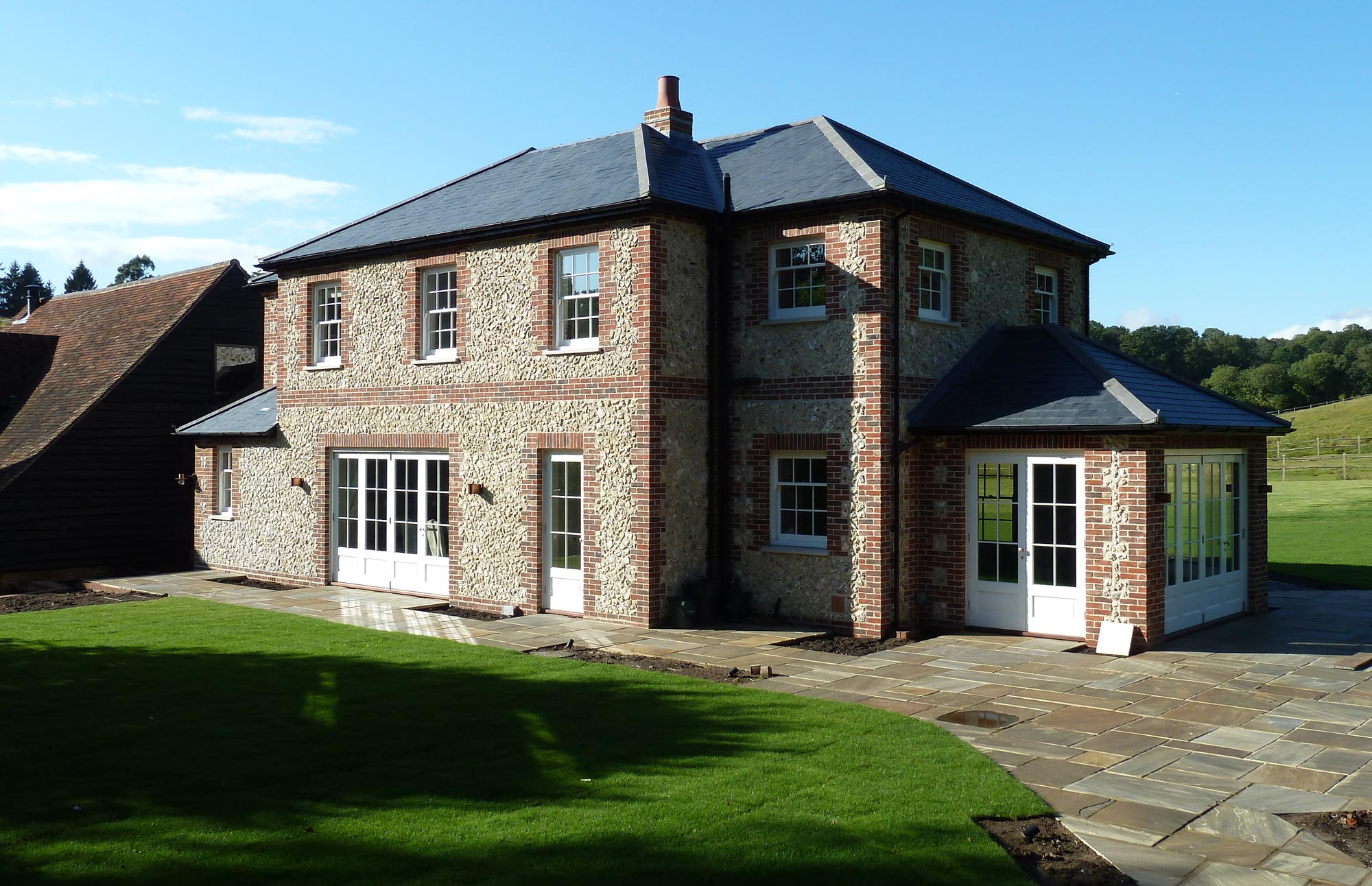 Exterior of new build - Castle Eaton Construction, Surrey